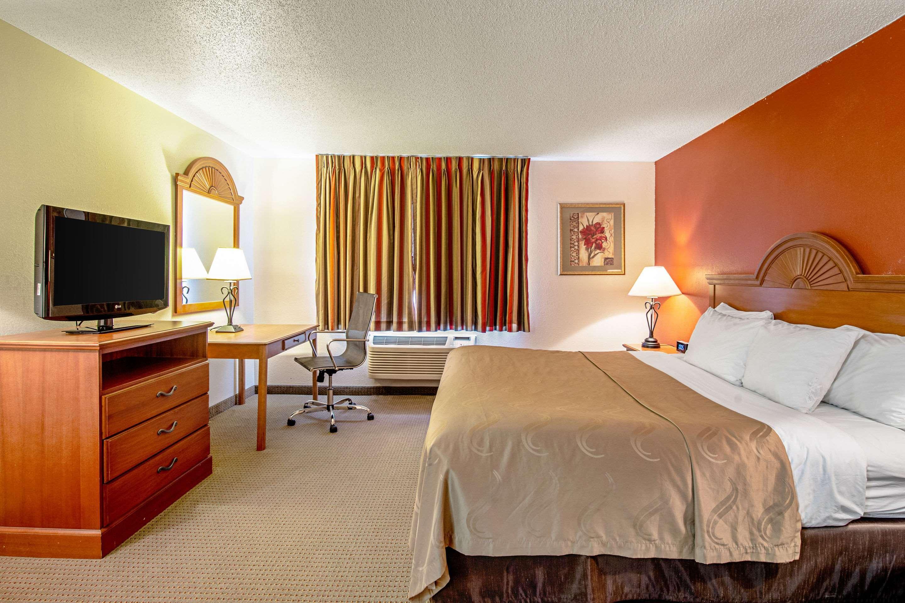 Quality Inn Aberdeen Eksteriør billede